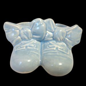 McCoy Nursery Line Pair Baby Blue Shoes with Bows Planter‎ 6”